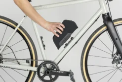 Fidlock TWIST Essential Bag + Bike Base Set - M Zwart -Sportfiets Onderdelen 09661 BLK fidlock twist essentialbag bike twist scaled