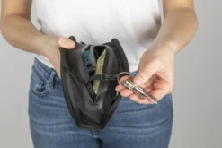 Fidlock TWIST Essential Bag + Bike Base Set - M Zwart -Sportfiets Onderdelen 09661 BLK fidlock twist essentialbag keyhook scaled