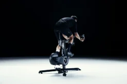 Wahoo Fitness KICKR Fiets V2 Wifi -Sportfiets Onderdelen Wahoo KICKR BIKE v2 WFBIKE3 QTR RIDER 02323